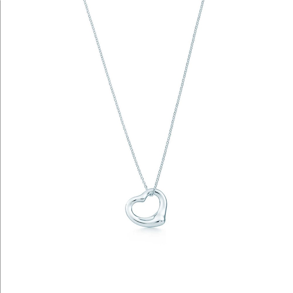 Tiffany & Co. open Heart 16 mm pendant